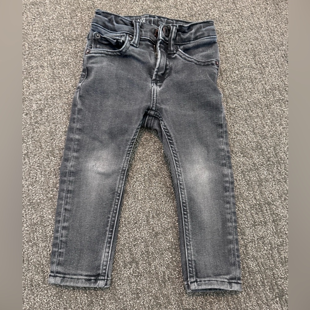 GAP Gray Straight-Leg Jeans